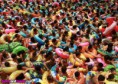 /album/srandovni-a-hloupe-napady/incredibly-full-pool-in-korea-unglaublich-voll-pool-in-korea-incroyablement-complet-piscine-en-coree-neuveritelne-plne-koupaliste-v-korei-jpg/